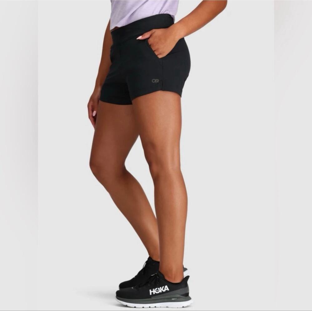 Outdoor Research Women’s Astro Shorts in Black 3.5” Inseam Size M